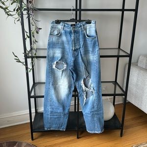 BDG Wide-Leg High Rise Baggy Jean